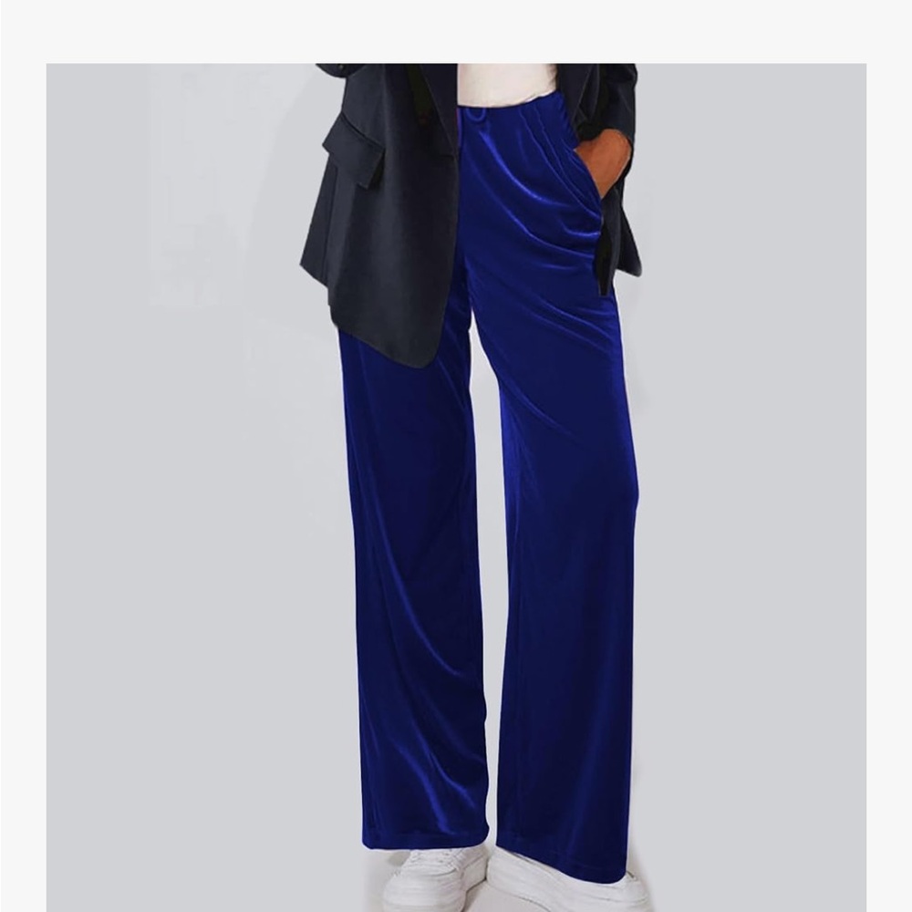 Blank NYC XL & XXL Velvet Pleated Wide-Leg Trousers Navy & Black - Picture 3 of 7